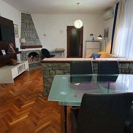 Apartman Ksenija Dakovo Exterior foto
